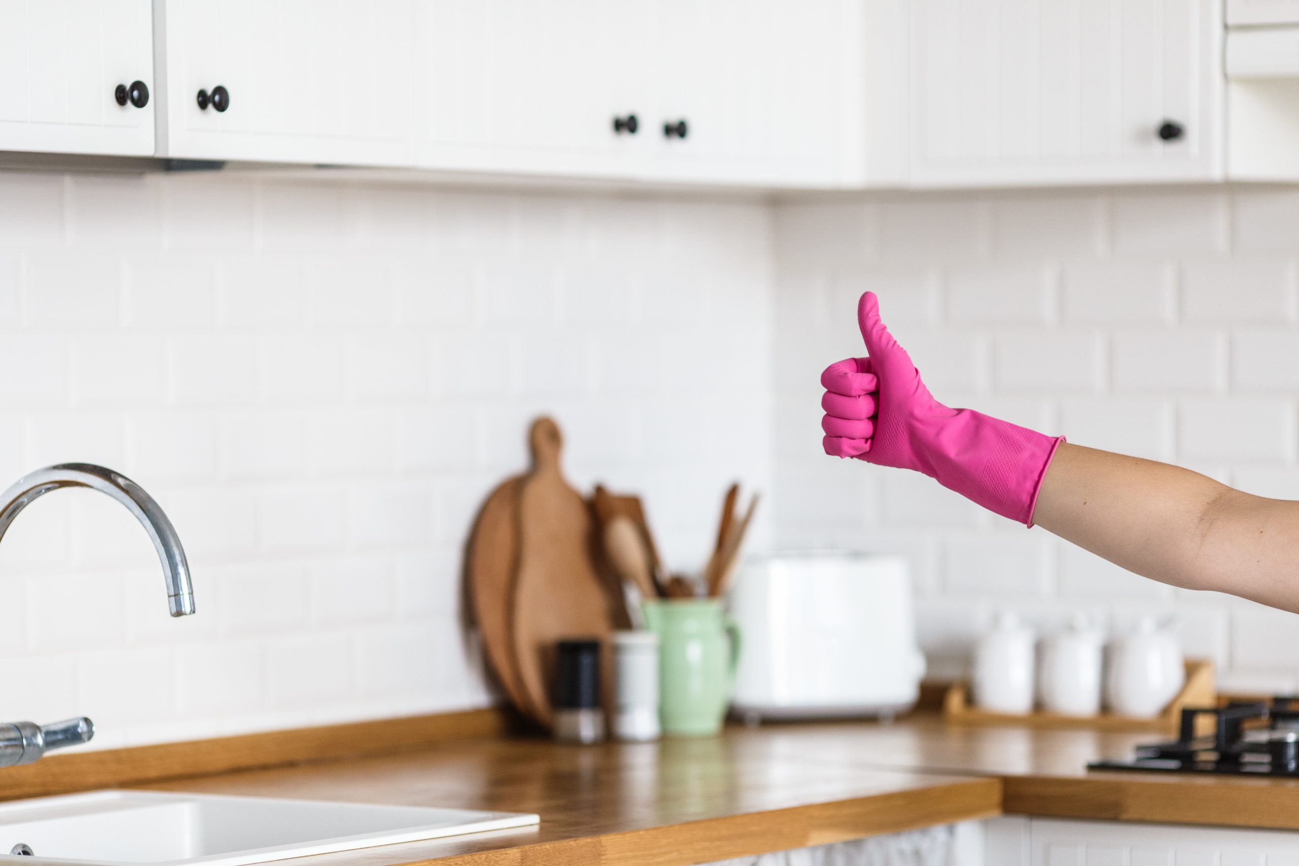 cleaning a microwave